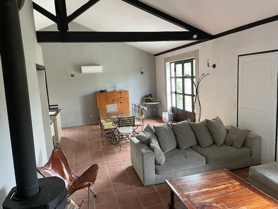 Ar De Vie Villa Chaleureuse En Provence Ventabren Eksteriør billede