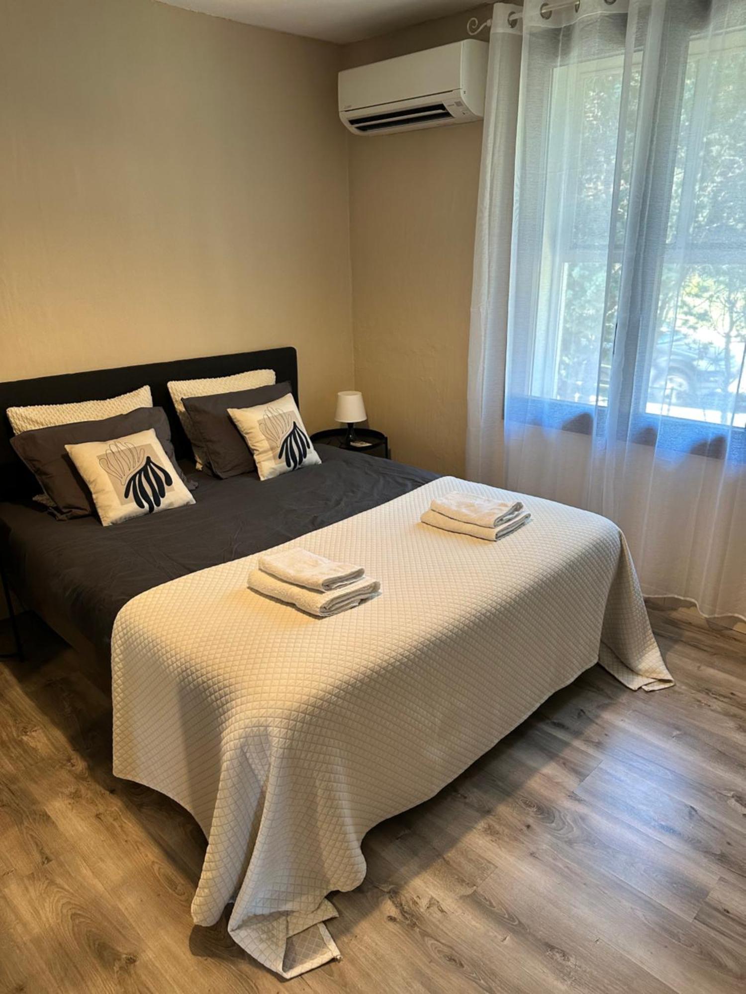 Ar De Vie Villa Chaleureuse En Provence Ventabren Eksteriør billede